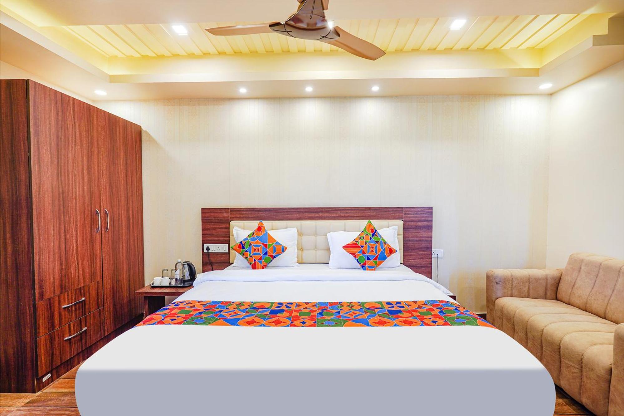 Fabhotel Grand Falcon Bangalore Extérieur photo