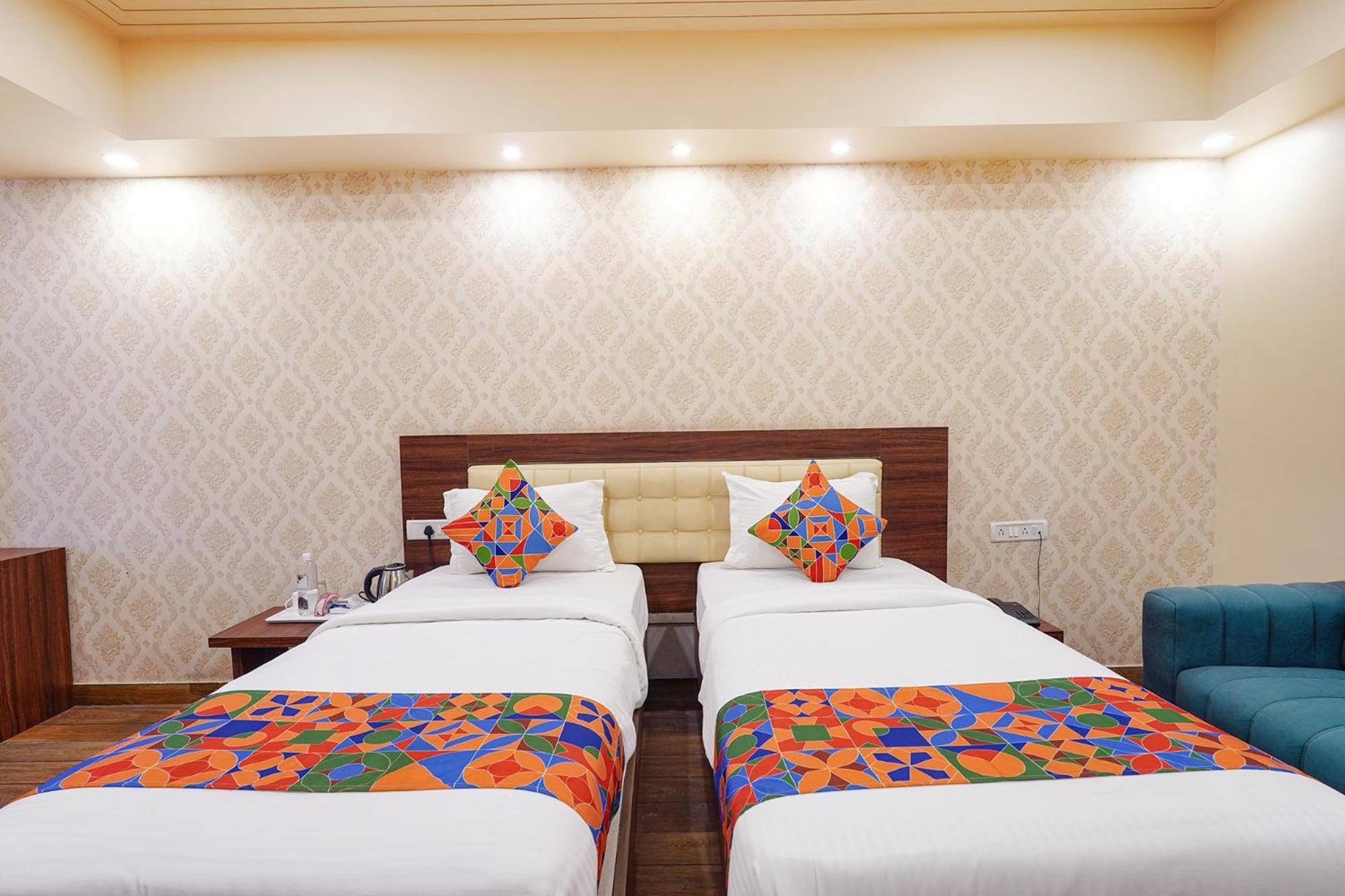 Fabhotel Grand Falcon Bangalore Extérieur photo